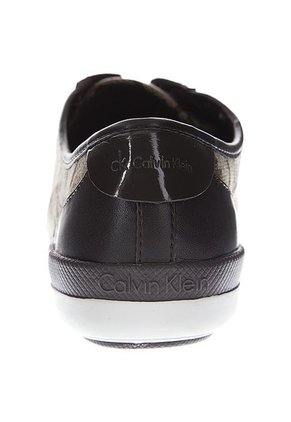 Lifestyle Calvin Klein Caf