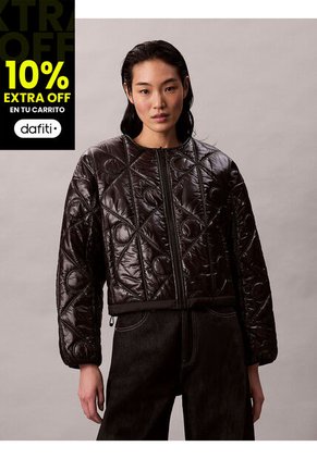 Chaqueta Negra Acolchada Con Patrón De Logo Calvin Klein