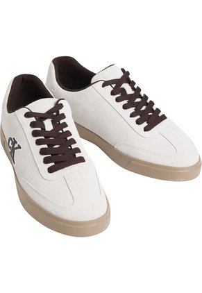 Tenis Beige Bajos Con Suela Cupsole Calvin Klein