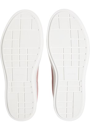 Tenis Rosa Bajos Con Cordones Calvin Klein