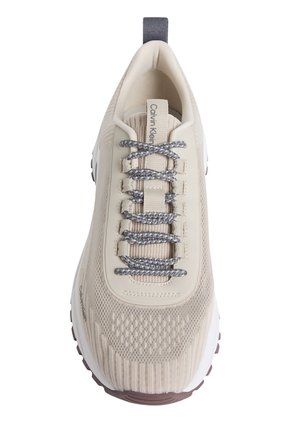 Tenis Beige Hike Runner Con Cordones Calvin Klein
