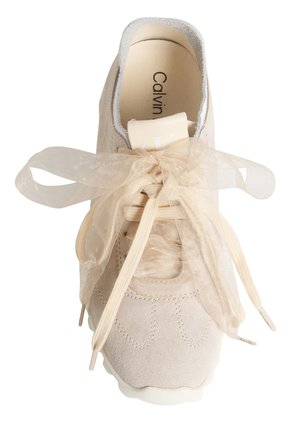 Tenis Blanco Runner De Perfil Bajo Con Lazos Calvin Klein