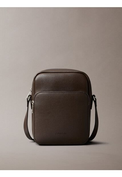 Bolso Chocolate Cruzado Pequeña Calvin Klein