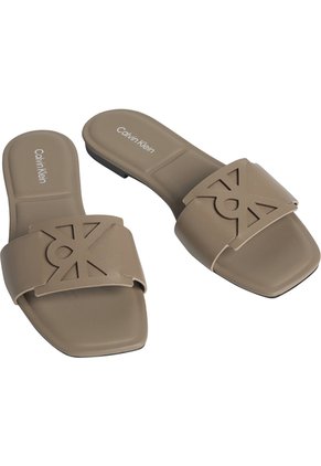 Sandalias Beige Planas Cuadradas Con Emblema Calvin Klein