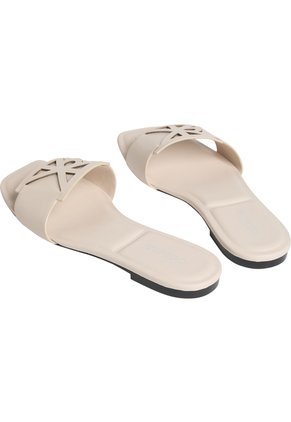 Sandalias Beige Planas Cuadradas Con Emblema Calvin Klein