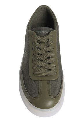 Tenis Verde Bajos Con Cordones Calvin Klein