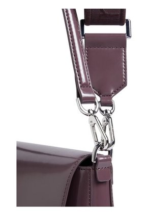 Bolso Vino De Hombro Convertible Calvin Klein