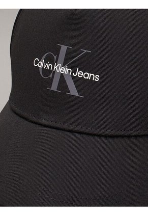 Gorra Negra De Sarga Con Cálida Felpa Calvin Klein