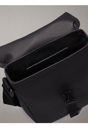 Bolso Negro Reporter Calvin Klein
