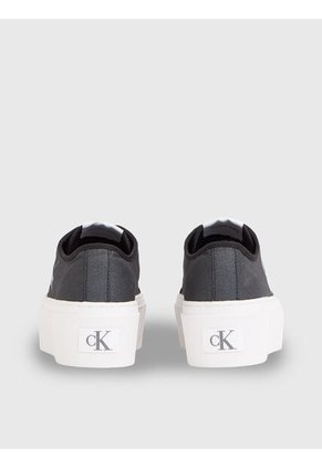 Tenis Negro Con Plataforma Y Acabado De Perla Calvin Klein
