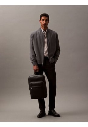 Morral Negro Delgado Micro Plebbe Calvin Klein