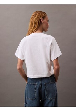 Camiseta Blanca Cropped Con Escudo Con Logo Calvin Klein
