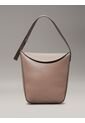 Bolso Gris Saco Soft Sculp Calvin Klein de Calvin Klein
