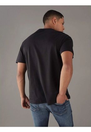 Camiseta Negra Con Micro Logo Calvin Klein