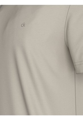 Camiseta Beige Con Logo En El Cuello Calvin Klein