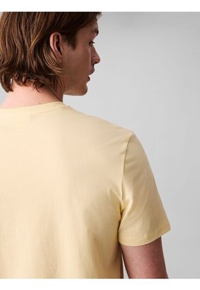 Camiseta Amarilla Classic Con Monograma Calvin Klein