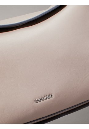 Bolso Gris De Hombro Soft Sculpt Calvin Klein