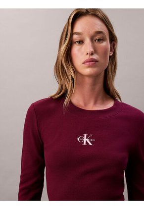 Camiseta Roja Manga Larga Ajustada Con Monograma Calvin Klein