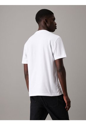 Camiseta Blanca Con Logo En Caja Calvin Klein