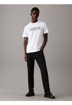 Camiseta Blanca Con Logo En Caja Calvin Klein