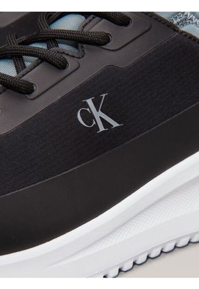Tenis Negro Eva Runner Ripstop Calvin Klein