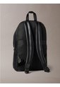 Morral Negro Con Monograma Grabado Integral Calvin Klein de Calvin Klein