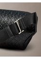 Canguro Negro Con Monograma Grabado Integral Calvin Klein de Calvin Klein