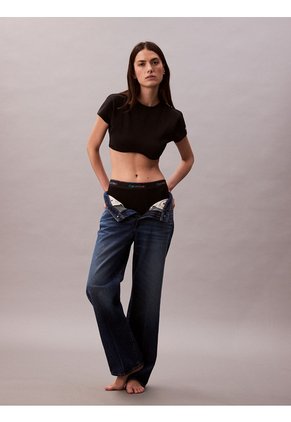 Camiseta Negra Cropped Boxy Con Espalda Abierta Con Lazo - Pride Calvin Klein