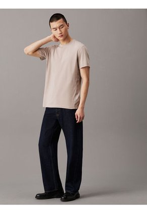 Camiseta Beige Con Logo En La Cinta Calvin Klein