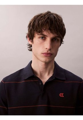 Polo Azul Sencillo Con Raya Texturizada Calvin Klein