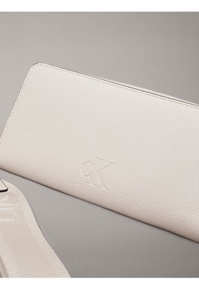 Billetera Beige Con Cremallera En El Contorno Calvin Klein