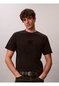 Camiseta Negra De Manga Corta Con Monograma Estampado Calvin Klein de Calvin Klein