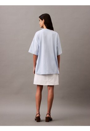 Camiseta Celeste Boxy Con Logotipo Calvin Klein