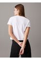 Camiseta Blanca Con Monograma E Insignia Calvin Klein de Calvin Klein