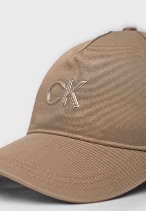 Gorra Café-Plateado Calvin Klein