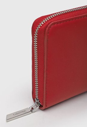 Billetera Rojo-Plateado Calvin Klein