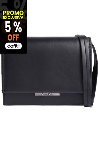 Bolso Negro Cruzado Con Solapa Y Cierre De Broche Calvin Klein Calvin Klein