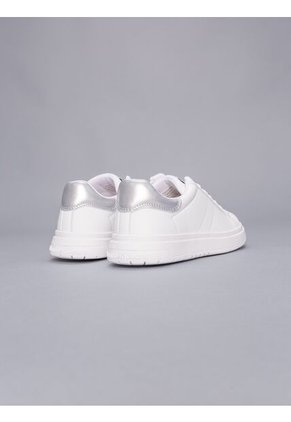Tenis Blancos Insignia Plateada En Cordones Niña Calvin Klein