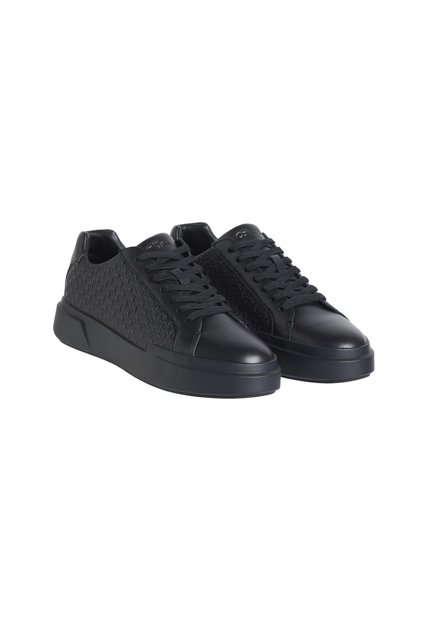 Tenis Negro Con Suela Gruesa Y Estampado De Monograma En Relieve Calvin Klein