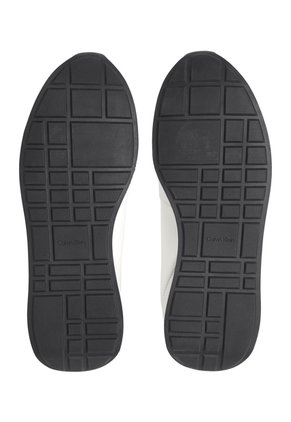 Tenis Blanco Retro Runner En Cuero Calvin Klein