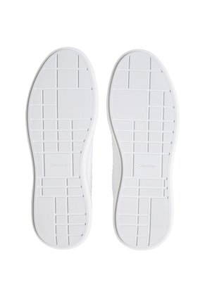 Tenis Blanco Con Suela Gruesa Y Estampado De Monograma En Relieve Calvin Klein