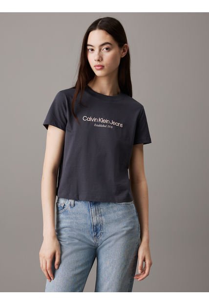 Camiseta Negra Regular Con Logo Institutional Calvin Klein