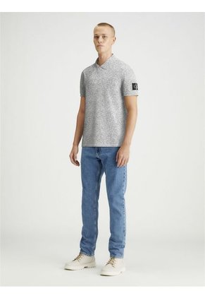 Polo Gris Con Insignia Calvin Klein