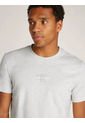 Camiseta Gris Con Monograma Calvin Klein de Calvin Klein