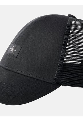 Gorra Negra Trucker Con Parche De Monologo Calvin Klein