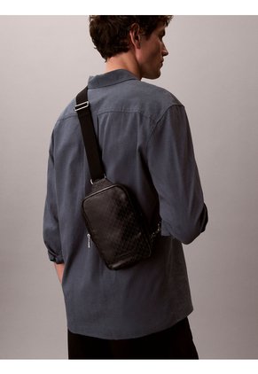 Bolso Negro Cruzado Cuadrado Con Estampado De Emblema Calvin Klein
