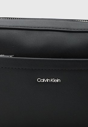 Bolso Manos Libres Calvin Klein Negro
