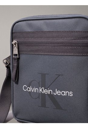 Bolso Gris Essentials Reporter Calvin Klein