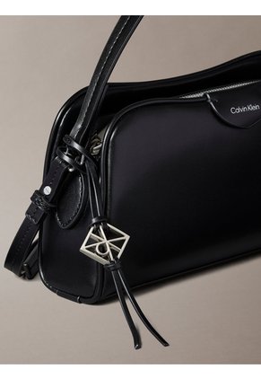 Bolso Negro Camera Cruzado Multicompartimiento Calvin Klein