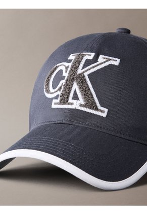 Gorra Azul Con Logo De Felpa Calvin Klein